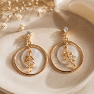 Boucles d'oreilles motif végétal et nacre